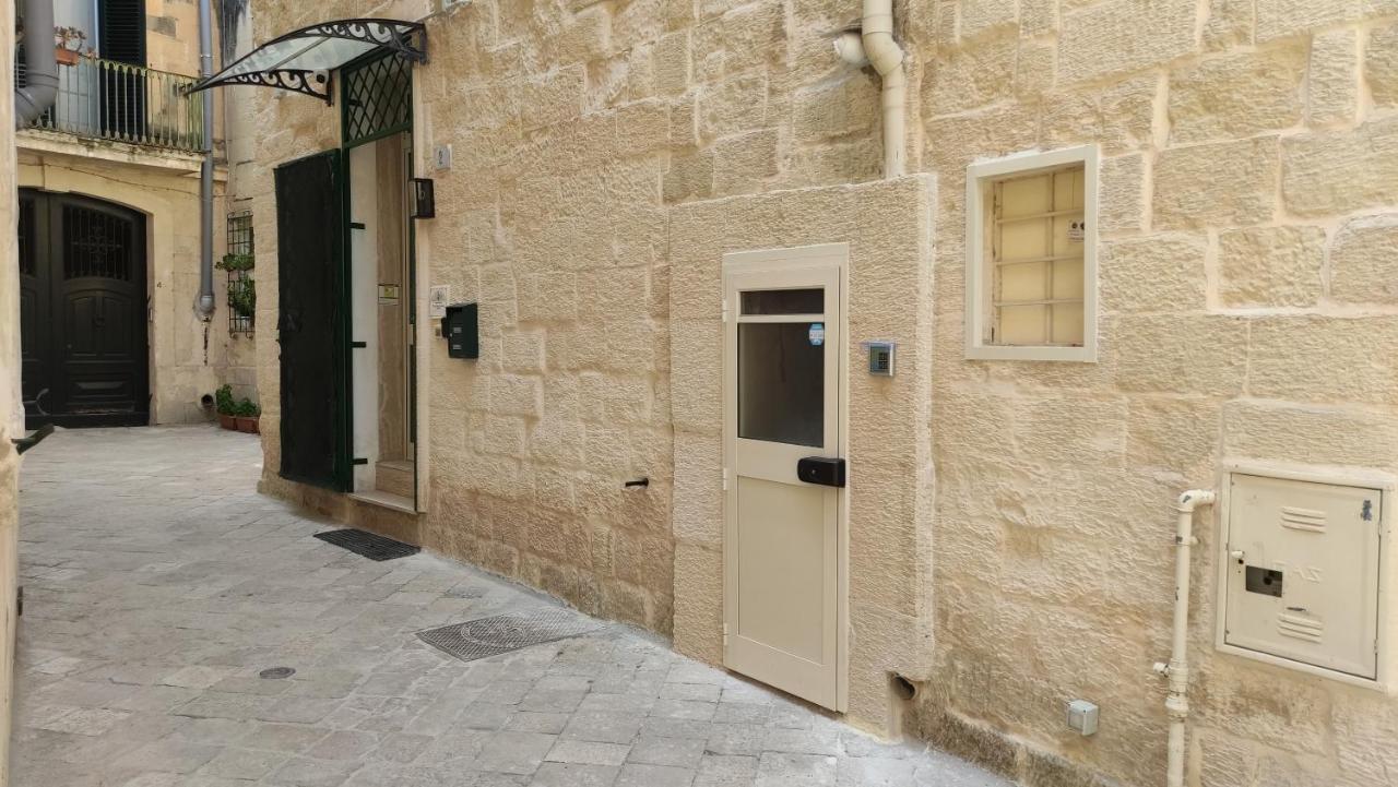 Vicolo Fabry * Lecce